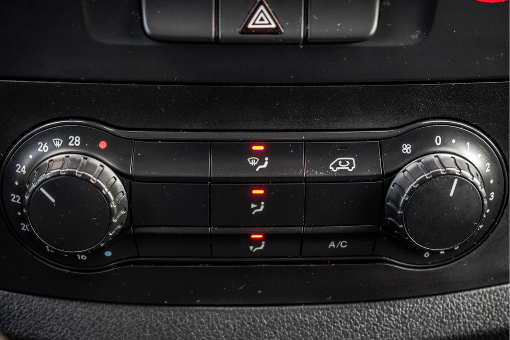 Mercedes-Benz Vito **111 CDI L2H1 | Euro 6 | Airco | Cruise | DC | 6-Persoons** 19