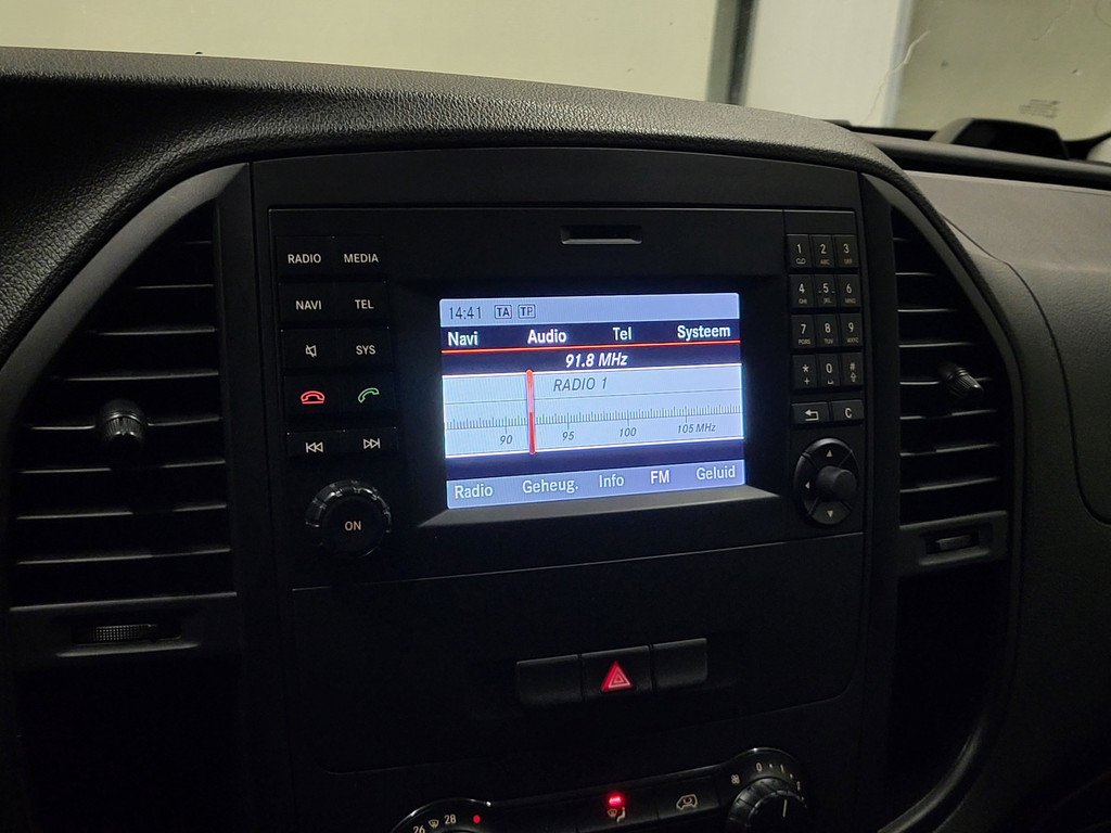 Mercedes-Benz Vito 111CDI L2/H1 Trekhaak Euro 6! 11