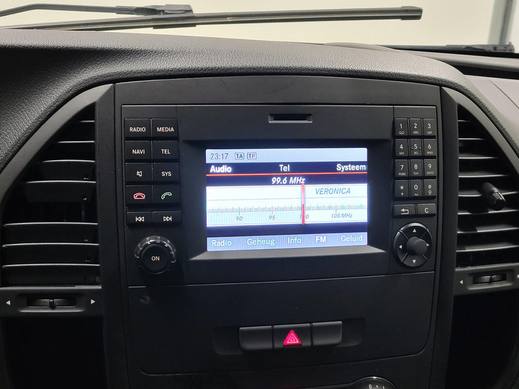 Mercedes-Benz Vito 111CDI L3/H1 Euro 6! 12