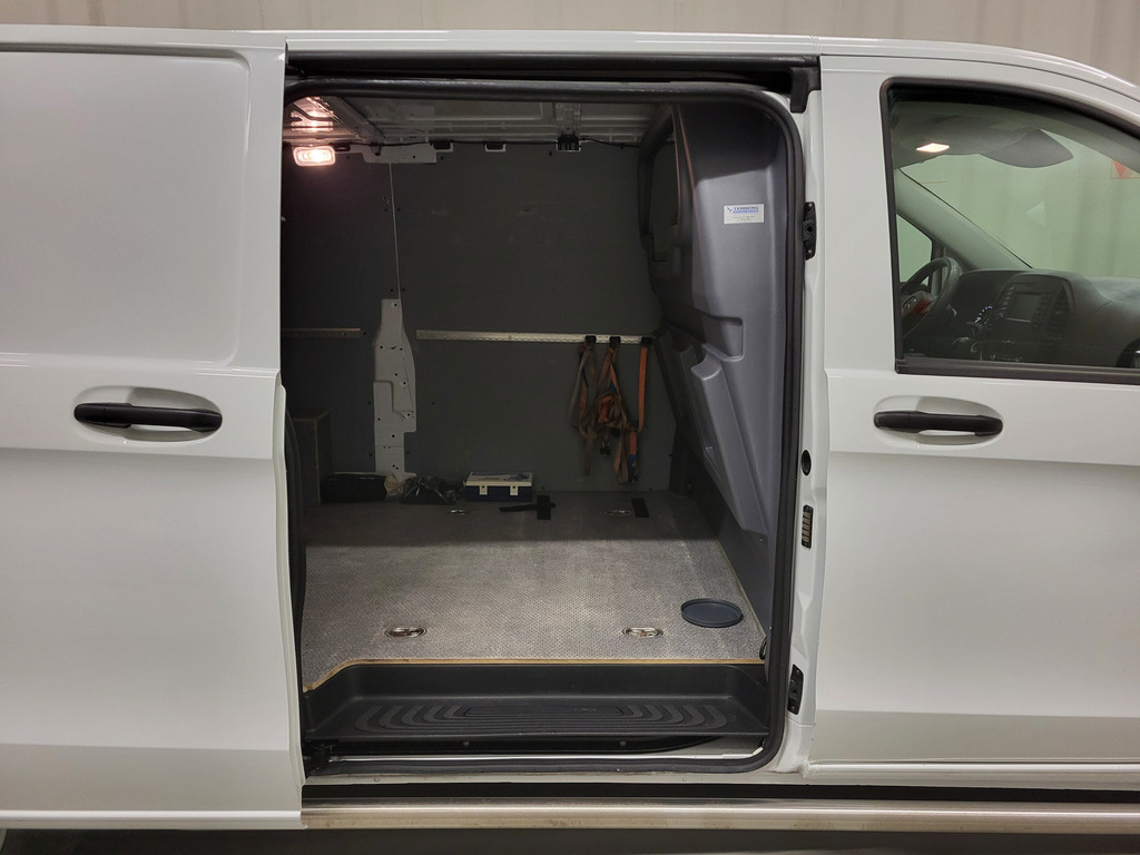 Mercedes-Benz Vito 111CDI L3/H1 Euro 6! 8