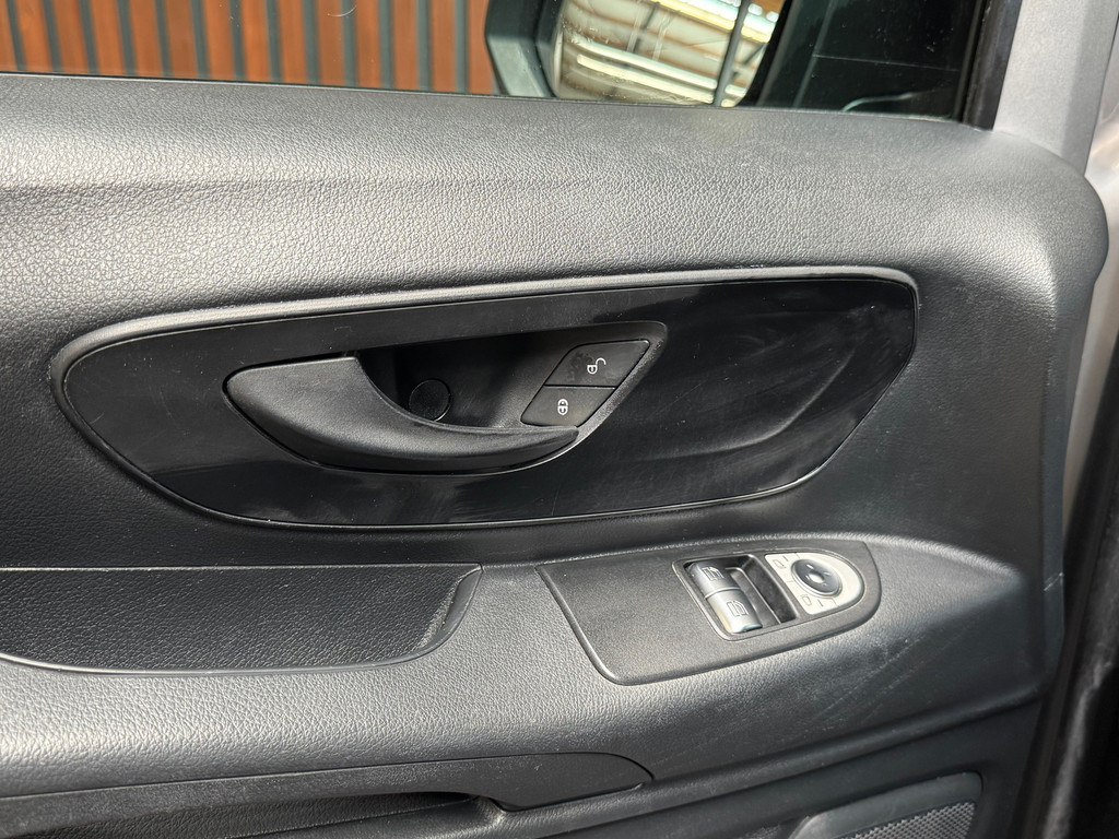 Mercedes-Benz Vito 111 CDI Lang Business Professional AIRCO-BLUETOOTH-TREKHAAK-EURO 6 13