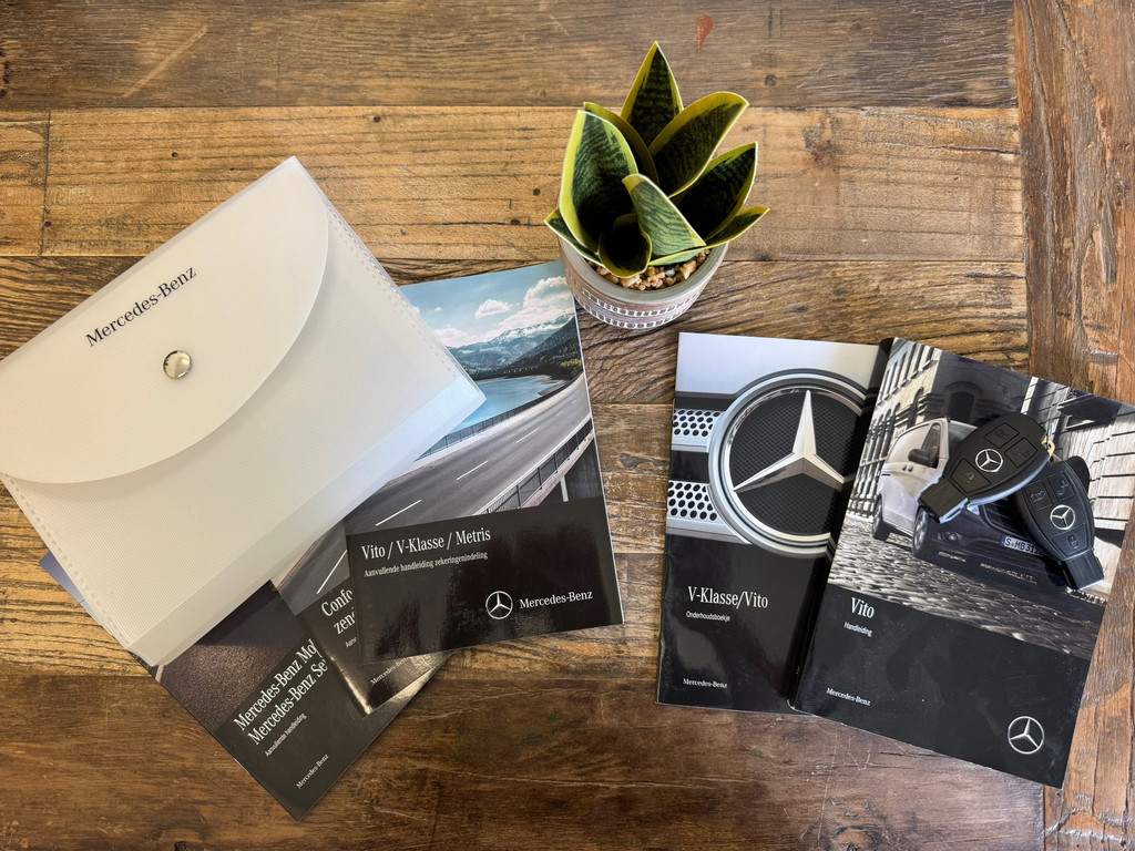 Mercedes-Benz Vito 111 CDI Lang Business Professional AIRCO-BLUETOOTH-TREKHAAK-EURO 6 19