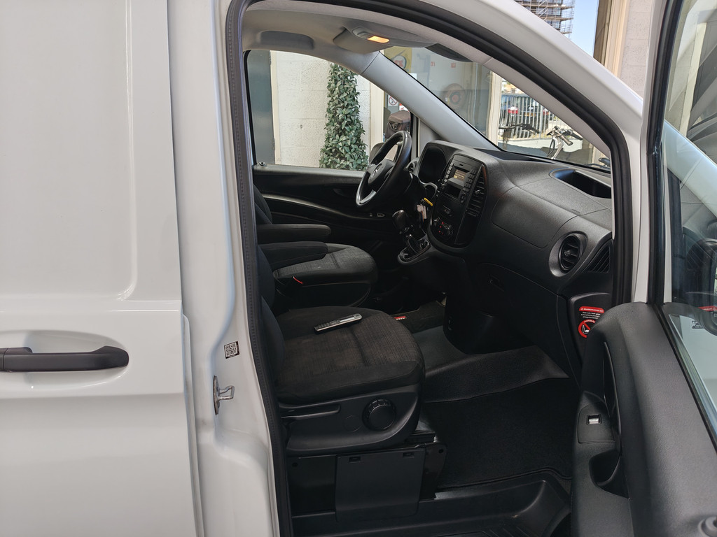 Mercedes-Benz Vito 111 CDI Lang Business Professional Plus 9