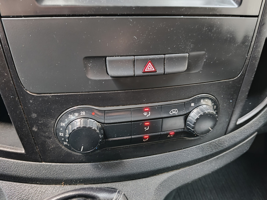 Mercedes-Benz Vito 111 CDI Lang E6 16