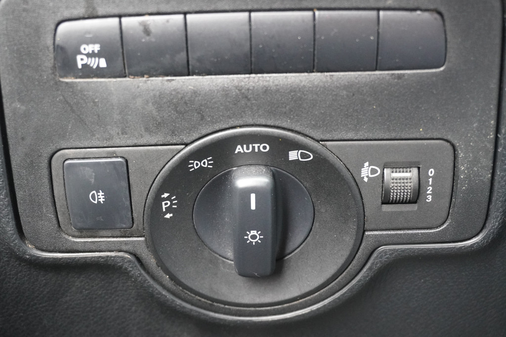 Mercedes-Benz Vito 111 CDI Lang EURO 6 - Airco - Imperiaal - Navi - â¬12.499,- Excl. 16