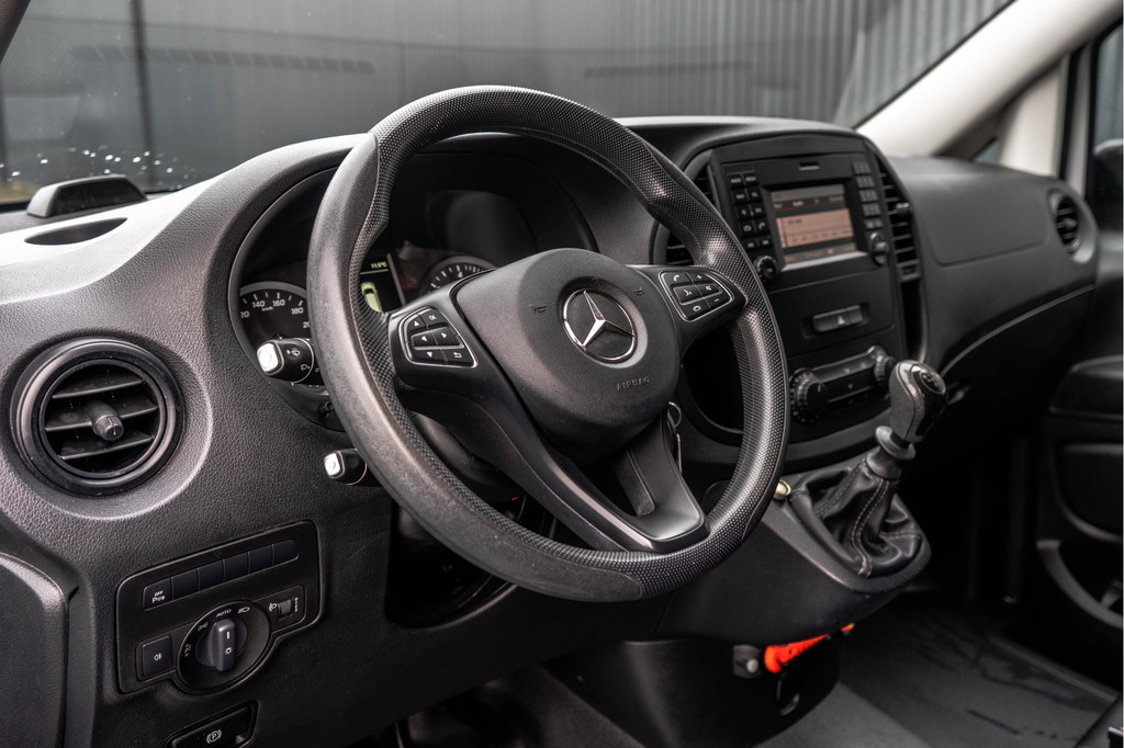 Mercedes-Benz Vito 111 CDI XL L3H1 | 5-Persoons | DC | Camera | Cruise | Airco | Trekhaak 11