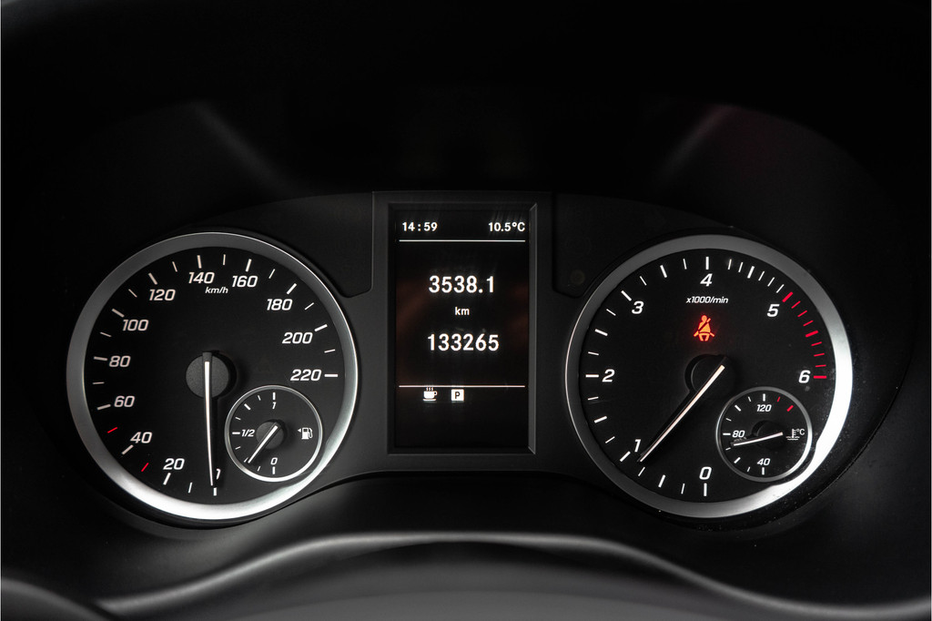 Mercedes-Benz Vito 111 CDI XL L3H1 | 5-Persoons | DC | Camera | Cruise | Airco | Trekhaak 16