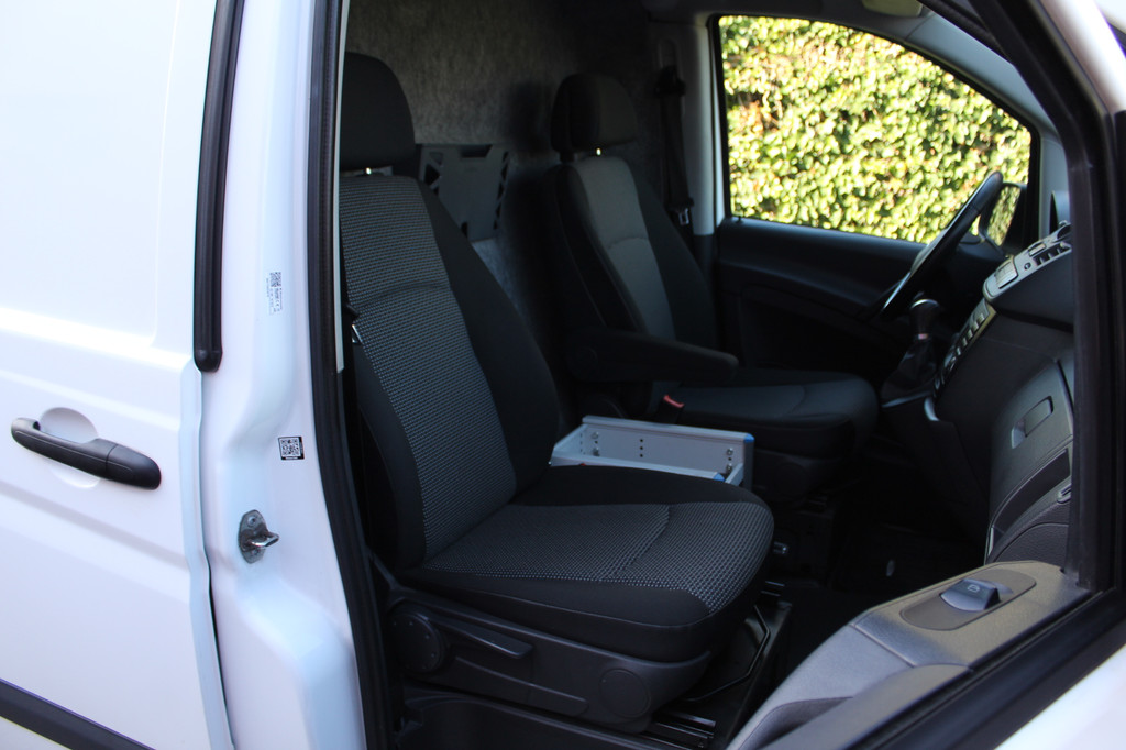 Mercedes-Benz Vito 113 CDI 2.2 E5 Automaat âairco ânette staat 1e eigenaar âcruise control 11