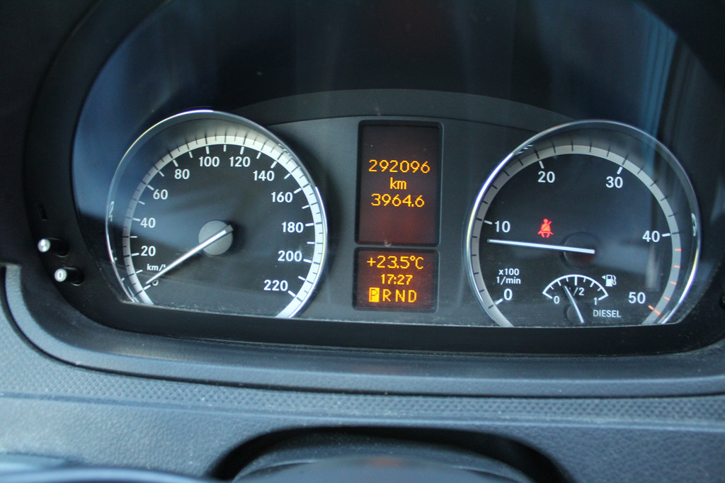 Mercedes-Benz Vito 113 CDI 2.2 E5 Automaat âairco ânette staat 1e eigenaar âcruise control 18