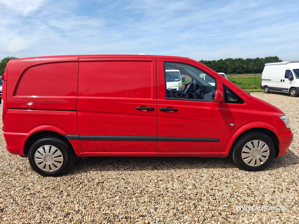 Mercedes-Benz Vito 113 CDI 320 , Airco , cruise , apk mei 2027 , 136 PK , recent beurt gehad 10