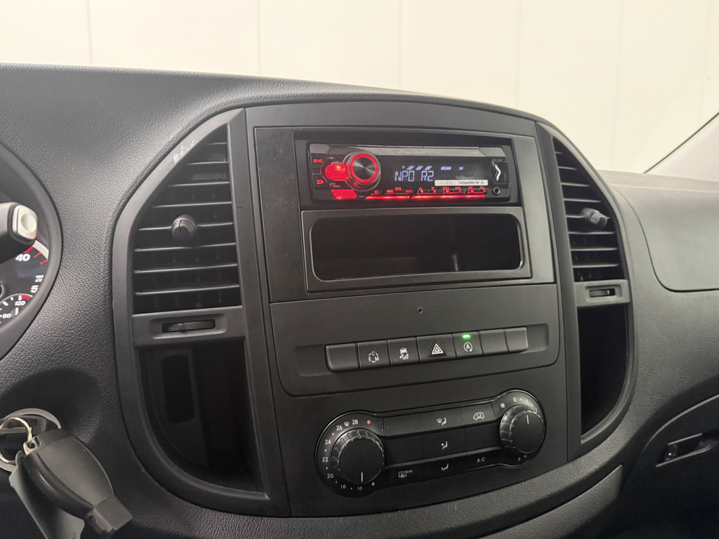 Mercedes-Benz Vito 114BlueTEC 7G-Tronic Automaat Personenbus | 9-Persoons | Extra Lang | Prijs incl BTW EUR 26318,-- | Airco | Cruise | 2-2-2-3 Stoelopstelling 17