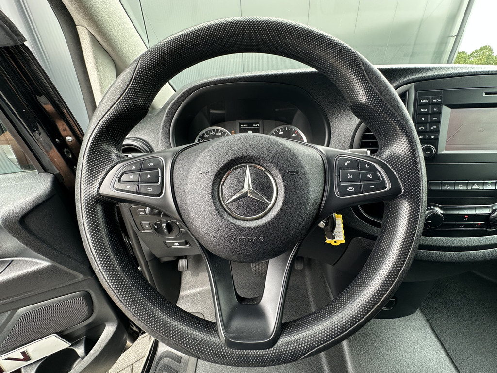 Mercedes-Benz Vito 114 CDI 136 PK E6 AUTOMAAT / L2H1 / 1e EIG. / TREKHAAK / CAMERA / 2x SCHUIFDEUR / CRUISE / AIRCO 12