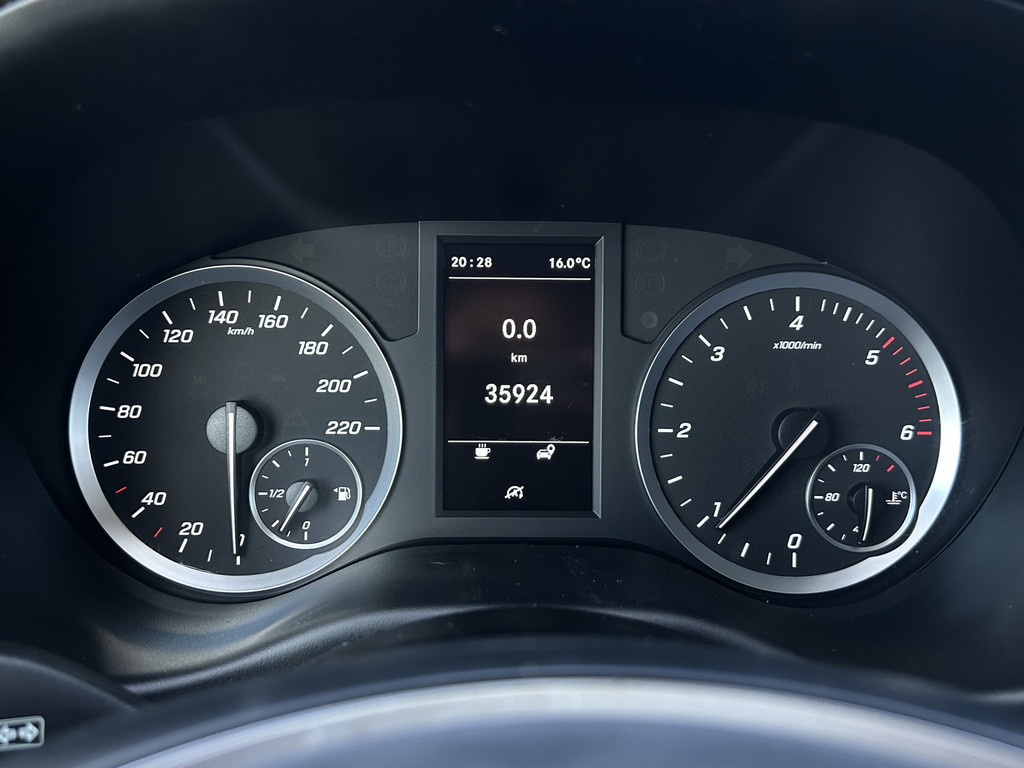 Mercedes-Benz Vito 114 CDI 136 PK / L2H1 / 1e EIG. / 35.924 KM !! / LED / ECC / CRUISE / NAVI / CAMERA / APPLE CARPLAY / PDC 10