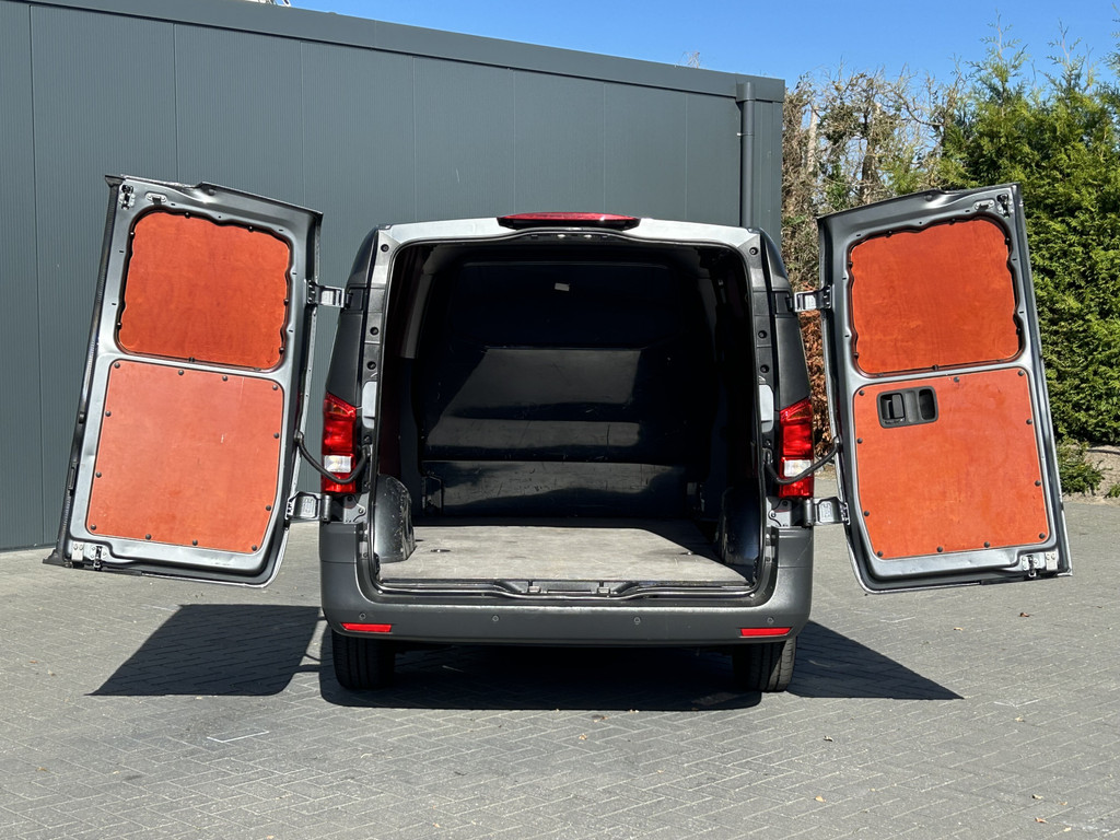 Mercedes-Benz Vito 114 CDI 136 PK / L2H1 / 1e EIG. / 35.924 KM !! / LED / ECC / CRUISE / NAVI / CAMERA / APPLE CARPLAY / PDC 7