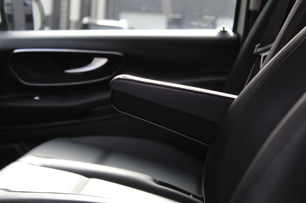 Mercedes-Benz Vito 114 CDI 136Pk Lang L2 2X Schuifdeur | LED | Trekhaak 17