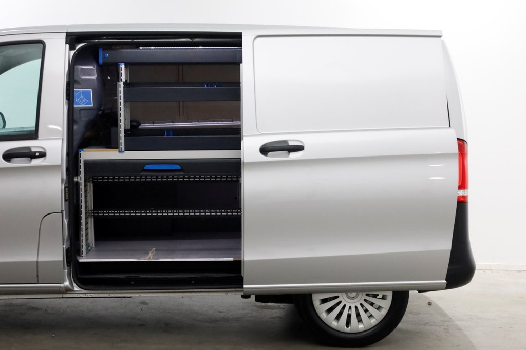 Mercedes-Benz Vito 114 CDI 136pk Compact 9G Automaat 2x Schuifdeur/LED/Camera/Inrichting 07-2022 13