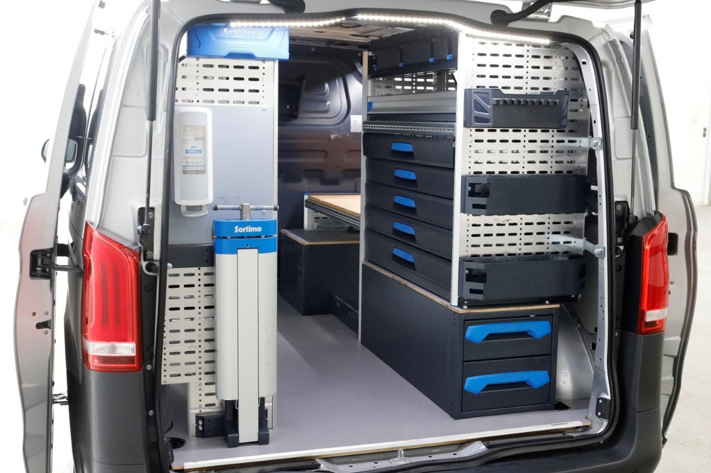 Mercedes-Benz Vito 114 CDI 136pk Compact 9G Automaat 2x Schuifdeur/LED/Camera/Inrichting 07-2022 15