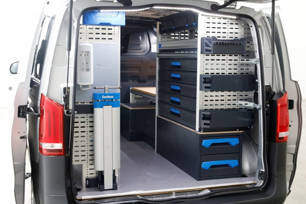 Mercedes-Benz Vito 114 CDI 136pk Compact 9G Automaat 2x Schuifdeur/LED/Camera/Inrichting 07-2022 15