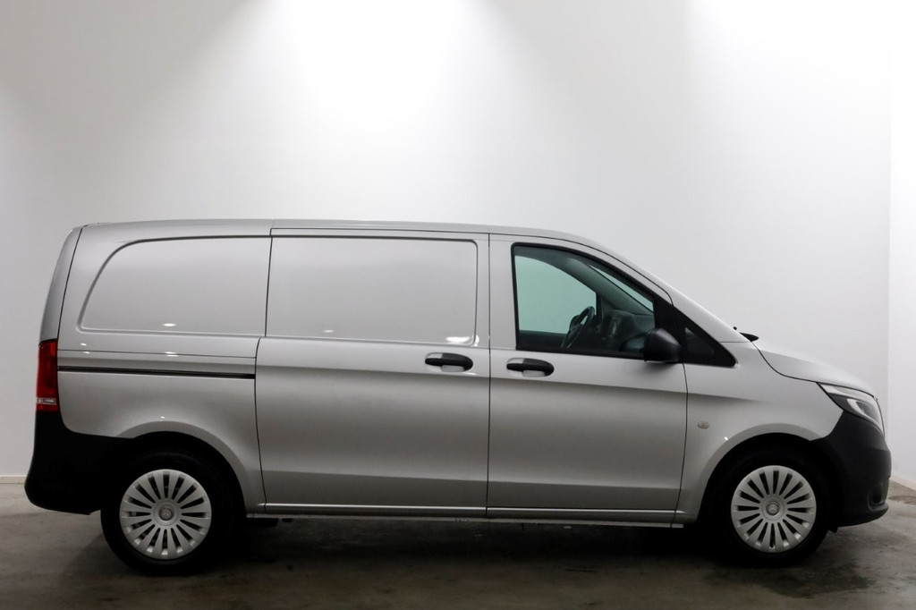 Mercedes-Benz Vito 114 CDI 136pk Compact 9G Automaat 2x Schuifdeur/LED/Camera/Inrichting 09-2022 3