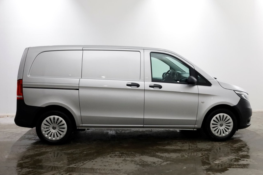 Mercedes-Benz Vito 114 CDI 136pk Compact 9G Automaat 2x Schuifdeur/LED/Camera/Inrichting 11-2022 6