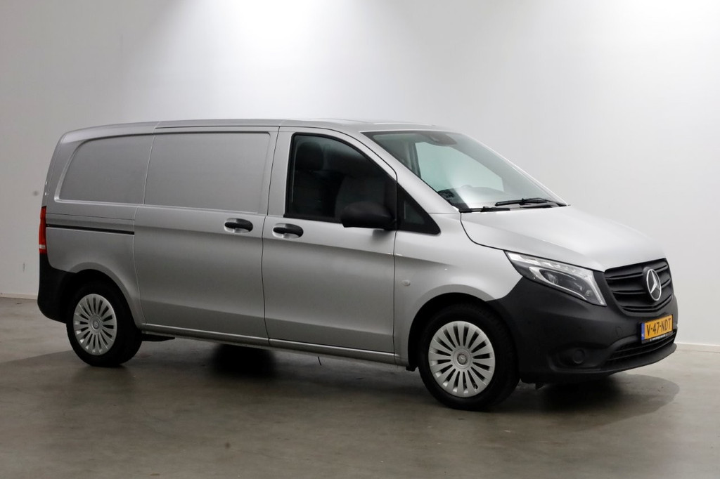 Mercedes-Benz Vito 114 CDI 136pk Compact 9G Automaat 2x Schuifdeur/LED/Camera/Navi/Inrichting 04-2022 12