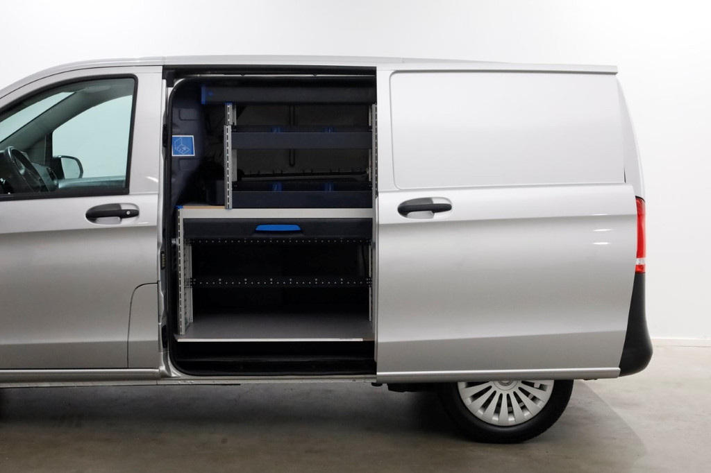 Mercedes-Benz Vito 114 CDI 136pk Compact 9G Automaat 2x Schuifdeur/LED/Camera/Navi/Inrichting 05-2022 11