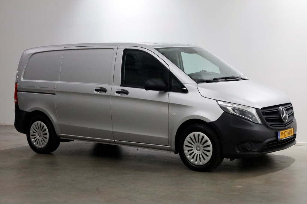 Mercedes-Benz Vito 114 CDI 136pk Compact 9G Automaat 2x Schuifdeur/LED/Camera/Navi/Inrichting 05-2022 12