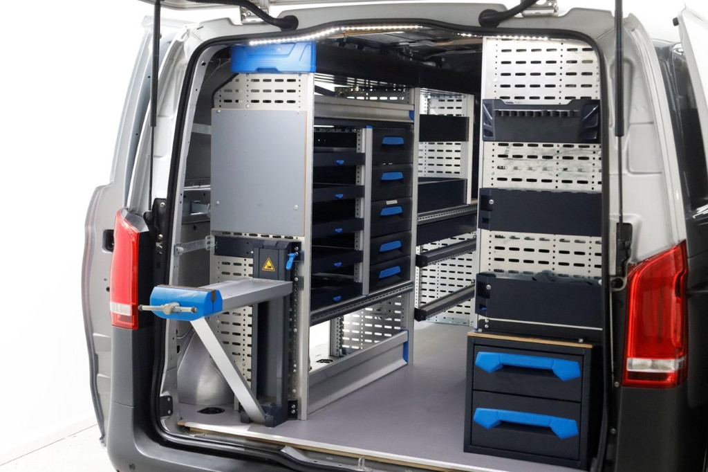 Mercedes-Benz Vito 114 CDI 136pk Compact 9G Automaat 2x Schuifdeur/LED/Camera/Navi/Inrichting 05-2022 14