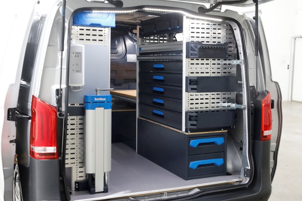 Mercedes-Benz Vito 114 CDI 136pk Compact 9G Automaat 2x Schuifdeur/LED/Camera/Navi/Inrichting 05-2022 15