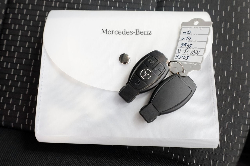 Mercedes-Benz Vito 114 CDI 136pk Compact 9G Automaat 2x Schuifdeur/LED/Camera/Navi/Inrichting 07-2022 8