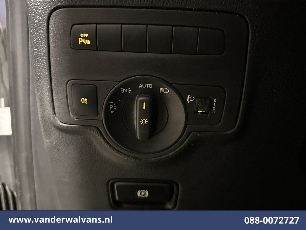 Mercedes-Benz Vito 114 CDI 136pk L2H1 Euro6 Airco | Camera | Bijrijdersbank | Cruisecontrol | Trekhaak Parkeersensoren, stoelverwarming 17