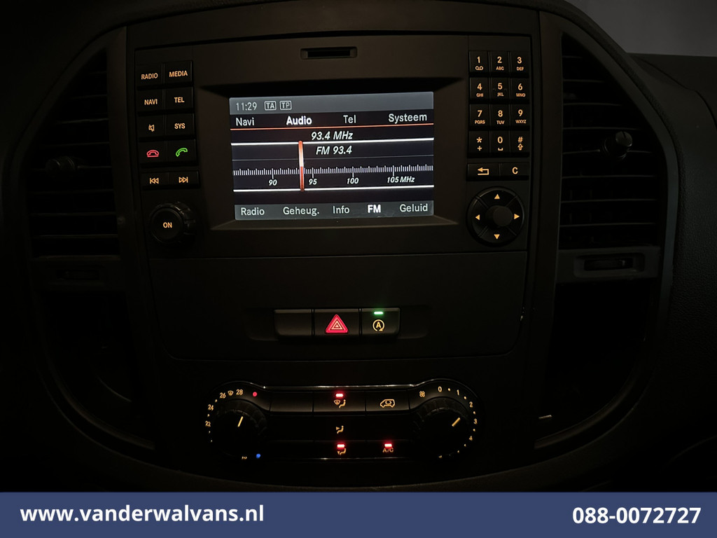 Mercedes-Benz Vito 114 CDI 136pk L2H1 Euro6 Airco | Camera | Bijrijdersbank | Cruisecontrol | Trekhaak Parkeersensoren, stoelverwarming 9