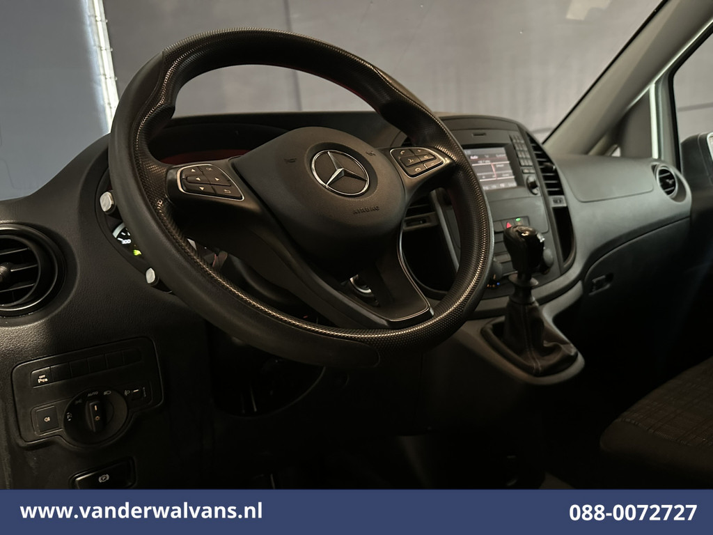 Mercedes-Benz Vito 114 CDI 136pk L2H1 Euro6 Airco | Camera | Cruisecontrol | Stoelverwarming Trekhaak, Parkeersensoren, Bijrijdersbank 14