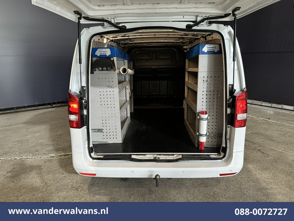 Mercedes-Benz Vito 114 CDI 136pk L2H1 Euro6 Airco | Navigatie | Camera | LM Velgen Cruisecontrol, Bumper in de kleur, Parkeersensoren, Achterklep, Stoelverwarming, Bijrijdersbank, Inrichting 13