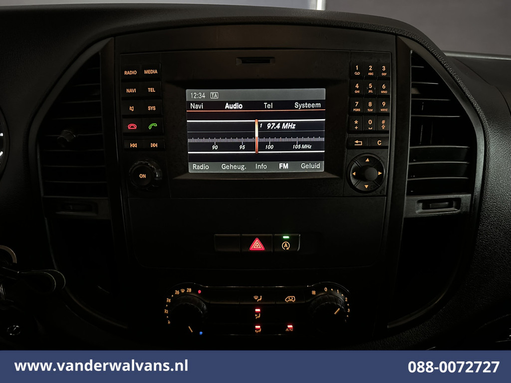 Mercedes-Benz Vito 114 CDI 136pk L2H1 Euro6 Airco | Navigatie | Camera | LM Velgen Cruisecontrol, Bumper in de kleur, Parkeersensoren, Achterklep, Stoelverwarming, Bijrijdersbank, Inrichting 17