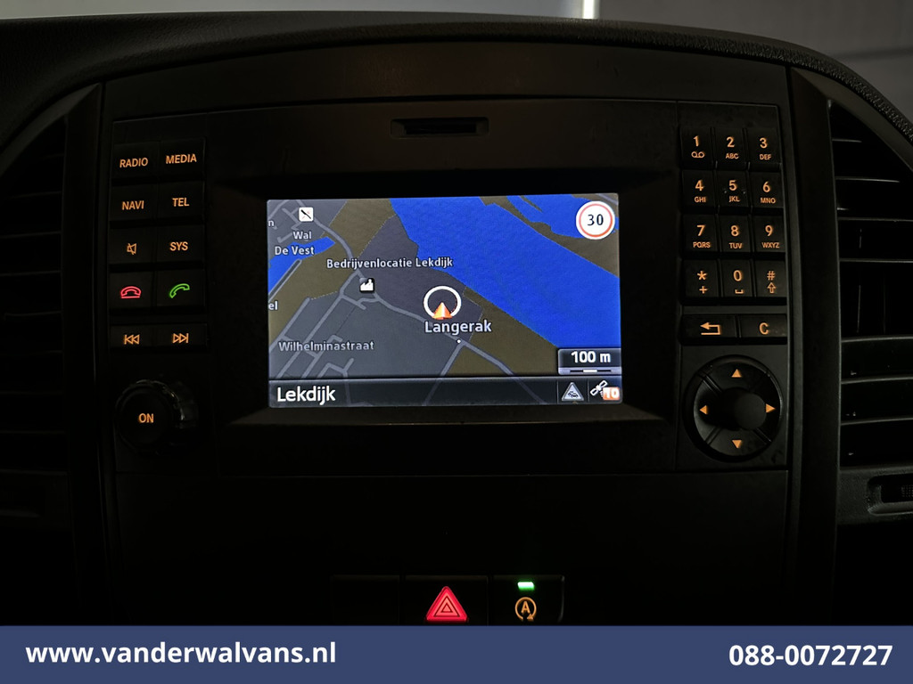 Mercedes-Benz Vito 114 CDI 136pk L2H1 Euro6 Airco | Navigatie | Camera | LM Velgen Cruisecontrol, Bumper in de kleur, Parkeersensoren, Achterklep, Stoelverwarming, Bijrijdersbank, Inrichting 2