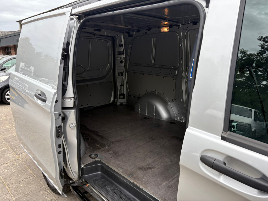 Mercedes-Benz Vito 114 CDI|1e EIG|cruise control|achteruitrijcamera|stoelverwarming|bluetooth|airconditioning|elektrisch pakket 10