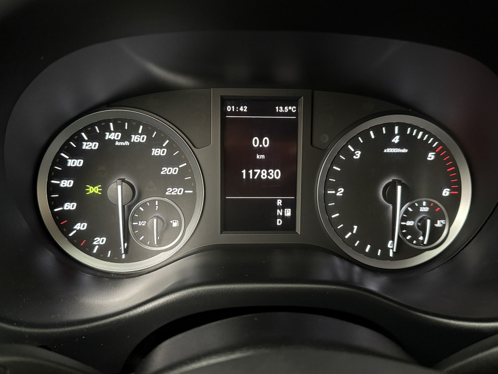 Mercedes-Benz Vito 114CDI 9G-Tronic Automaat Lang | Achterdeuren | Navigatie | Camera | Airco | Cruise | 3-Persoons 9