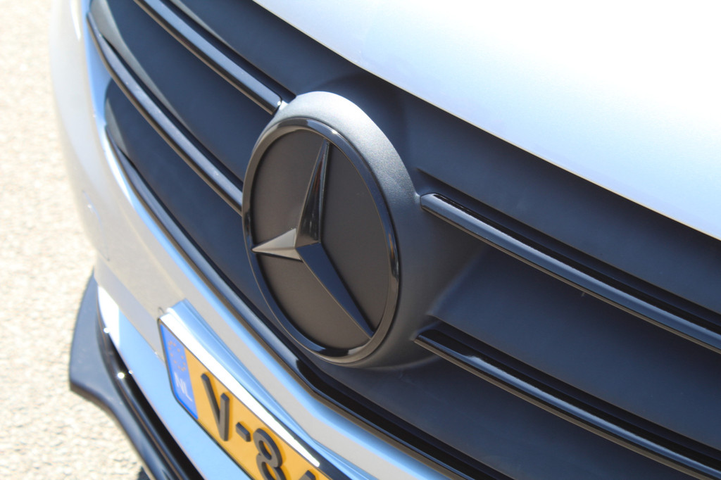 Mercedes-Benz Vito 114 CDI Automaat Black Edition | LED | Leder | 1 eigenaar 17