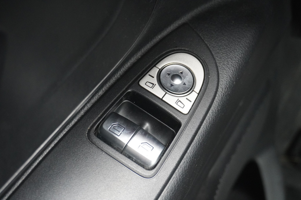 Mercedes-Benz Vito 114 CDI Automaat EURO 6 - Airco - Cruise - PDC - ⬠10.950,- Excl. 18