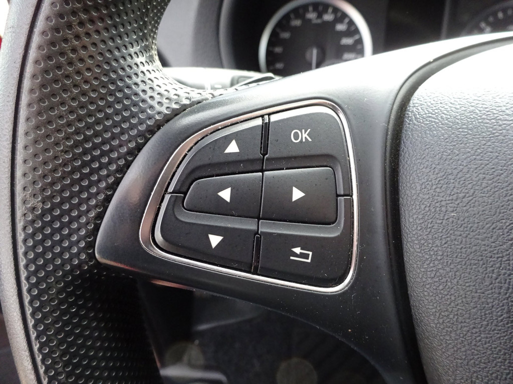 Mercedes-Benz Vito 114 CDI L2 AUTOMAAT ALLEEN HANDEL/EXPORT READ TEXT 18