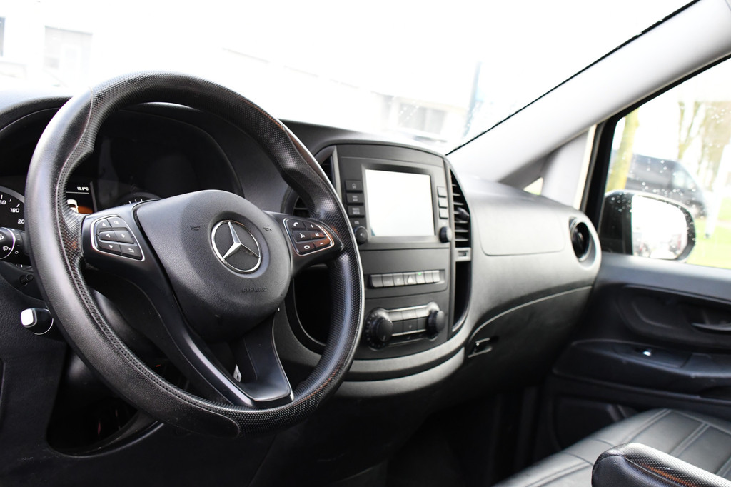 Mercedes-Benz Vito 114 CDI L2 Black Edition Camera, Cruise, Carplay, LED, 190pk, Automaat, Multimedia, Uniek! 14