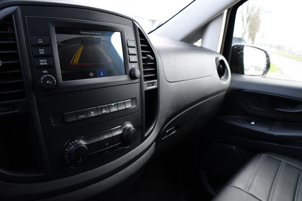 Mercedes-Benz Vito 114 CDI L2 Black Edition Camera, Cruise, Carplay, LED, 190pk, Automaat, Multimedia, Uniek! 18