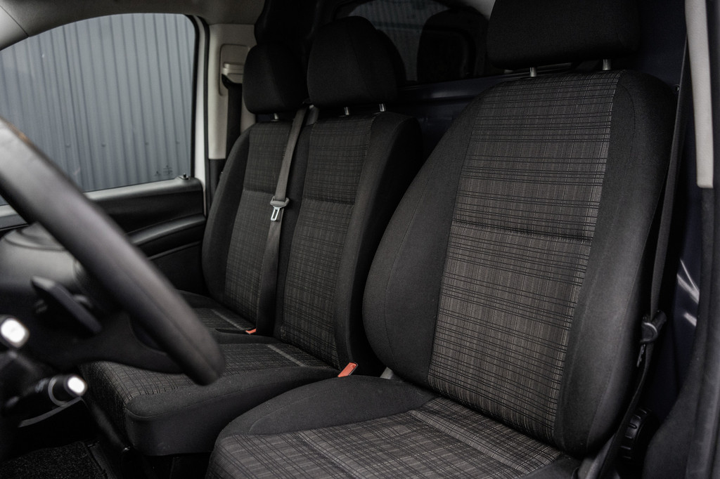 Mercedes-Benz Vito 114 CDI L2H1 | Automaat | Cruise | 3-Zits 11