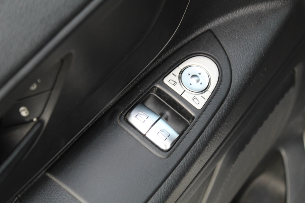 Mercedes-Benz Vito 114 CDI L2 Lang Automaat | Camera | PDC 16
