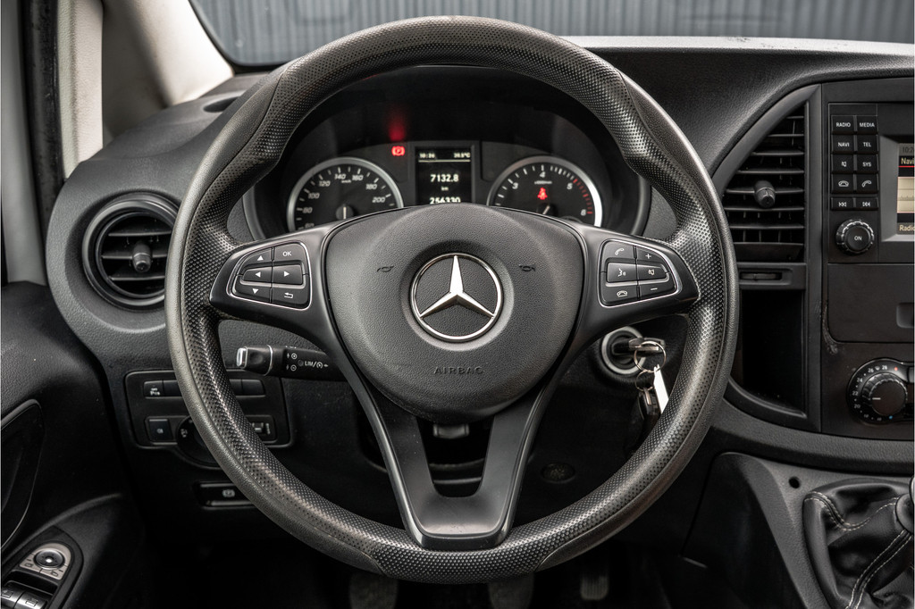 Mercedes-Benz Vito 114 CDI L3H1 XL | Camera | Cruise | PDC | Airco | Trekhaak 14