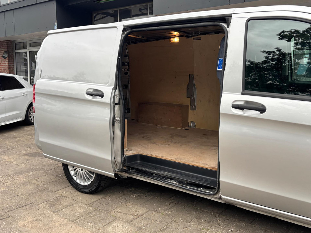Mercedes-Benz Vito 114 CDI Lang AUTOMAAT|CRUISE|DRIE ZITPLAATSEN|TREKHAAK|AIRCO| 9