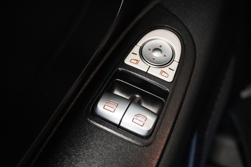 Mercedes-Benz Vito 114 CDI Lang Automaat - EURO 6 - A/C Climate - Cruise - Navi - ⬠19.900,- Excl. 18