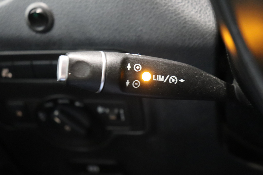 Mercedes-Benz Vito 114 CDI Lang Automaat EURO 6 - A/Climate - Cruise - PDC - € 16.950,-- Excl. 18