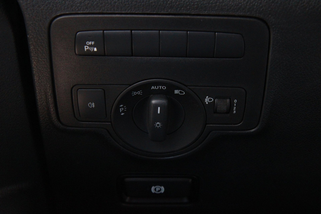 Mercedes-Benz Vito 114 CDI Lang Automaat / Trekhaak / Camera / Carplay / Cruise 19